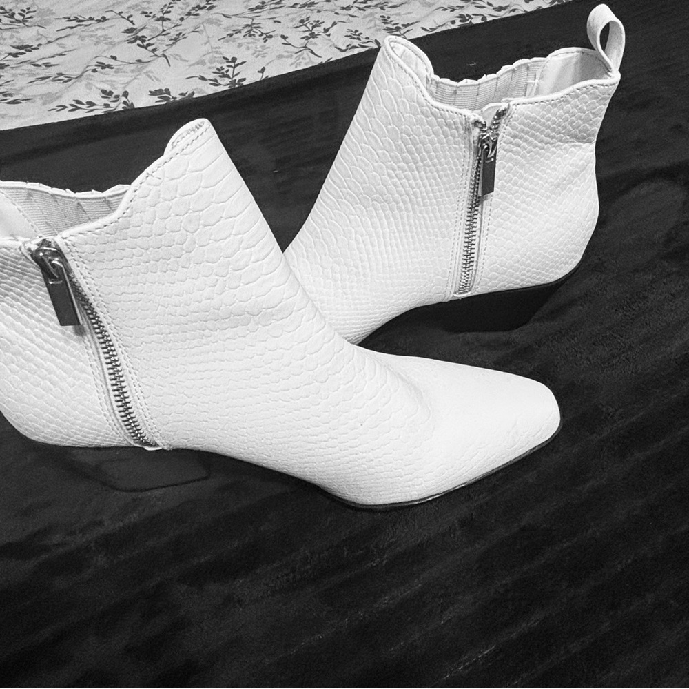 JustFab White Ankle Booties with Textured Design